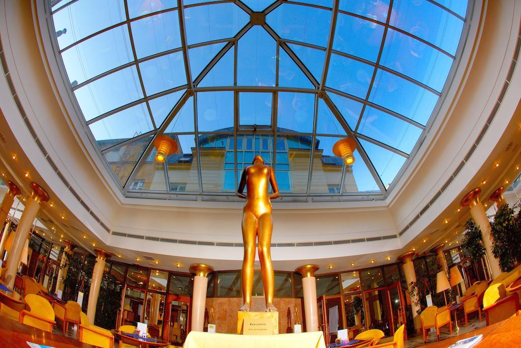 Galerie Royale Hotel Prága Kültér fotó
